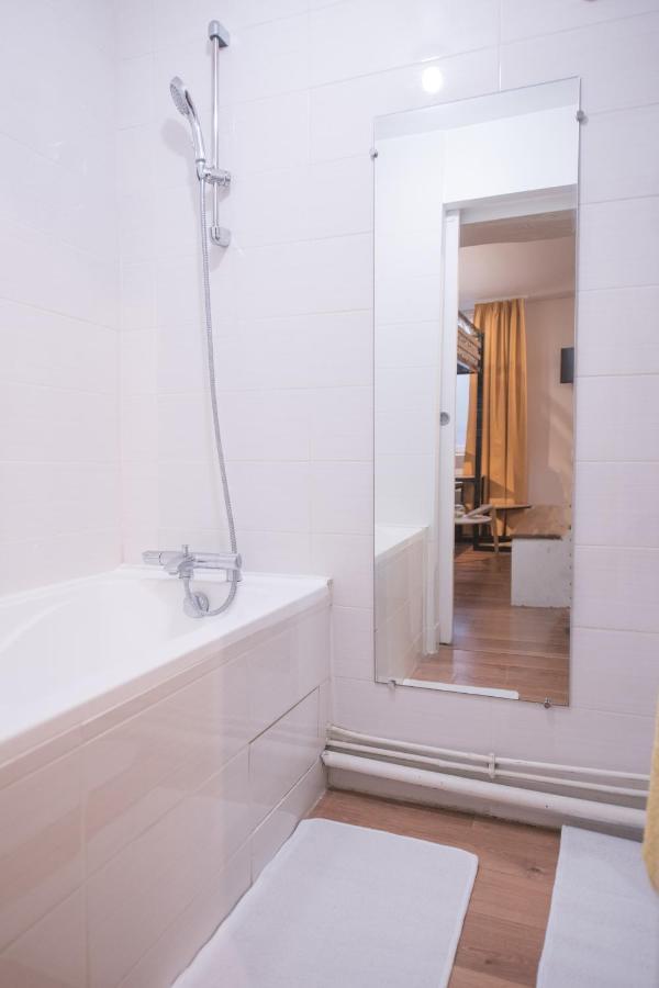 Ferienwohnung Studio Cosy & Colore Proche Gare Et Paris Saint-Germain-en-Laye Exterior foto